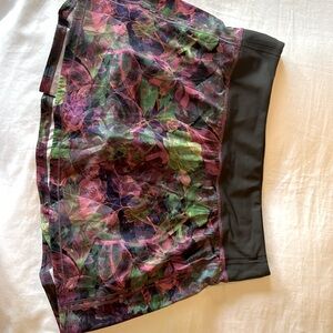 Lululemon pace rival skirt size 8 EUC